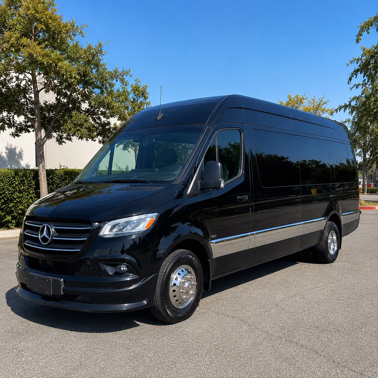 daily employee shuttle sprinter van routes along st paul s busiest commuter corridors