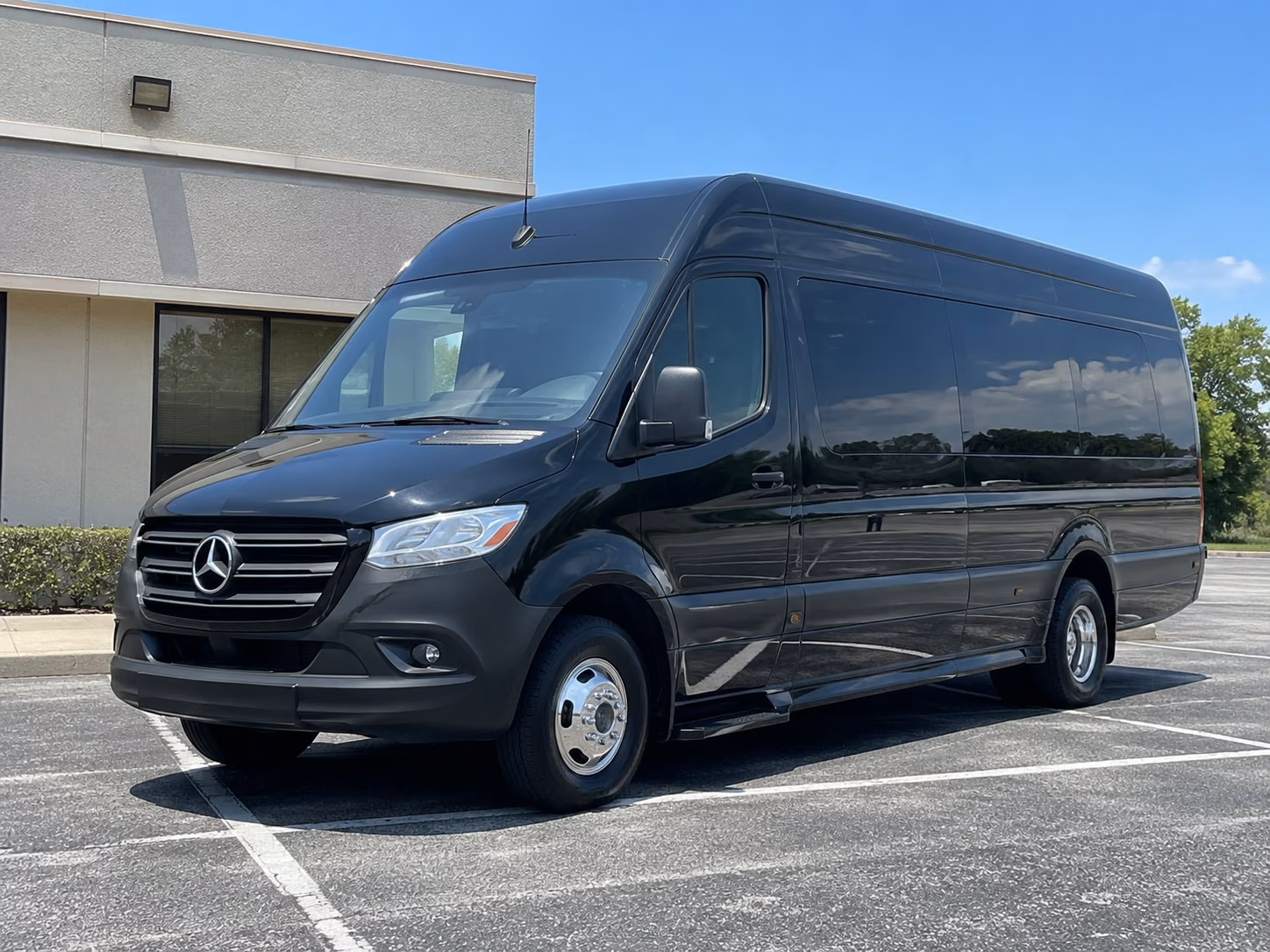 find the perfect transportation for your next corporate event 1